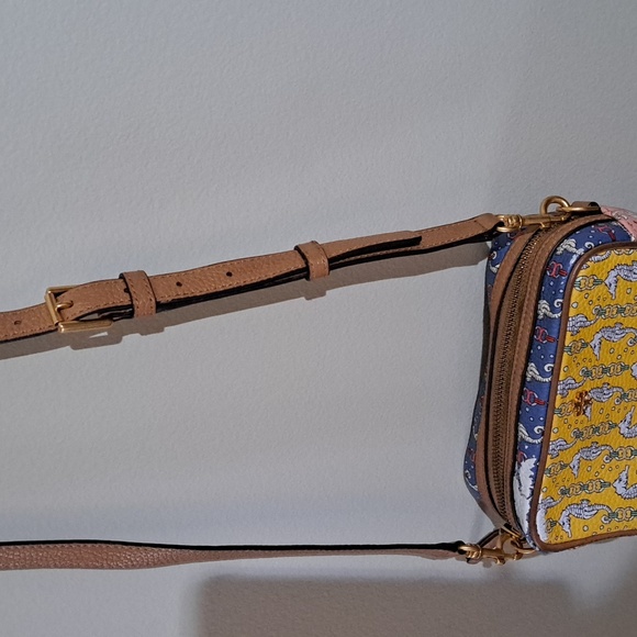 Tory burch limited edition Perry seahorse mini camera crossbody - used - Picture 3 of 9